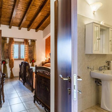 Agriturismo Monte Criscione アヴォラ エクステリア 写真
