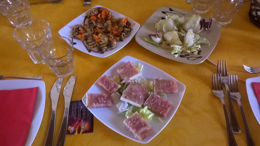 Agriturismo Monte Criscione アヴォラ エクステリア 写真