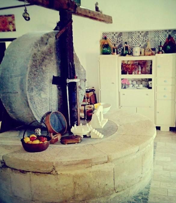 Agriturismo Monte Criscione アヴォラ エクステリア 写真
